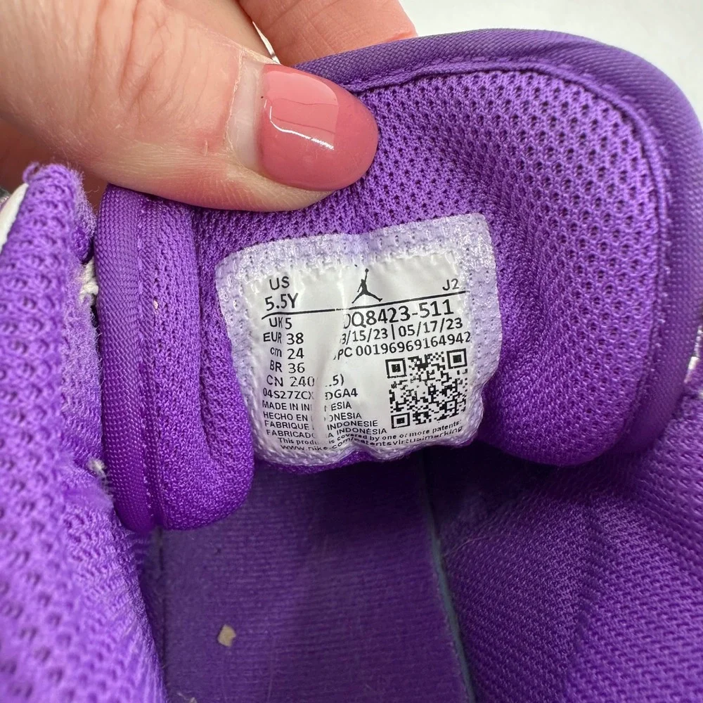 Kids Nike Air Jordan 1 Mid SE Venom Purple White High Top‎ Sneakers Sz 5.5Y
